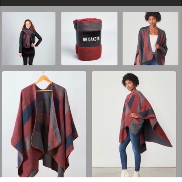 BB Dakota Mulberry Blanket Sweater Plaid Red Navy Blue - Picture 3 of 7